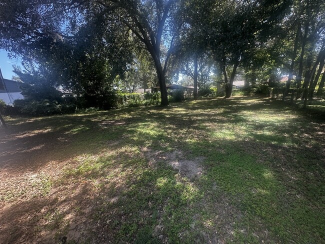 Building Photo - 6 Cedar Trace Course