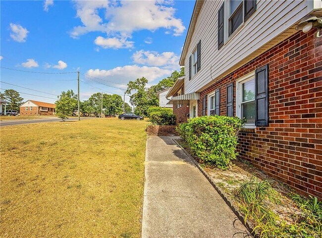 Foto del edificio - 5235 Chesapeake Rd