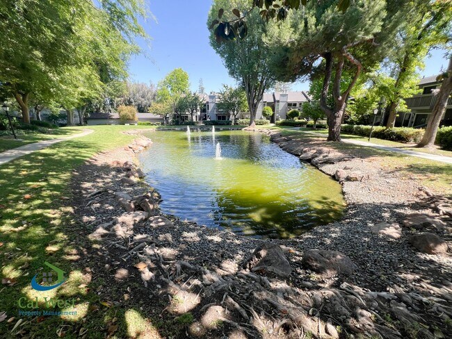 Foto del edificio - 2212 Almaden Rd