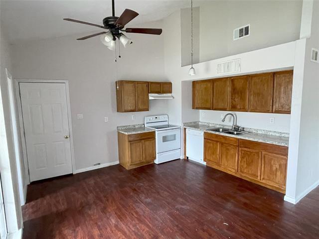 Foto del edificio - 4113 Pepperbush Dr