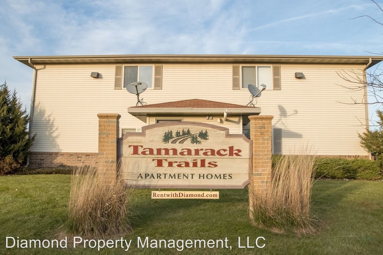 Primary Photo - 215 Tamarack Dr