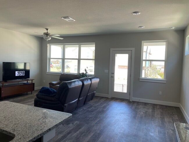 Building Photo - 7302 Travertine Spring Dr