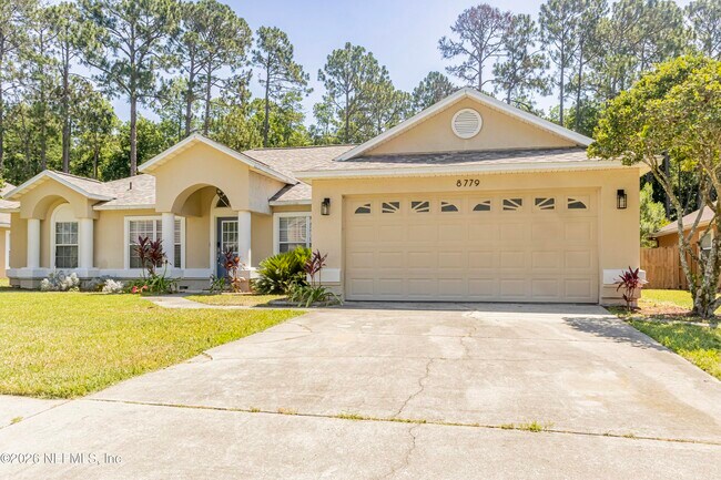 Foto del edificio - 8779 Reedy Branch Dr