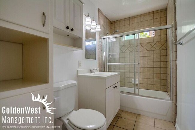 Foto del edificio - Pacific Beach Studio, Minutes from Everything