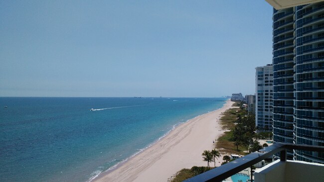 Foto del edificio - 1500 N Ocean Blvd
