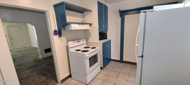 Building Photo - 1726 A St