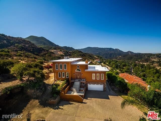 Primary Photo - 5 br, 5 bath House - 24400 Mulholland Hwy