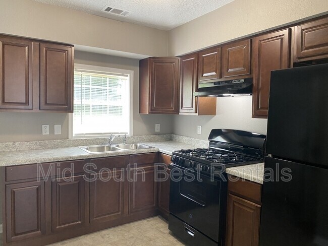 Foto del edificio - 705 Burton St