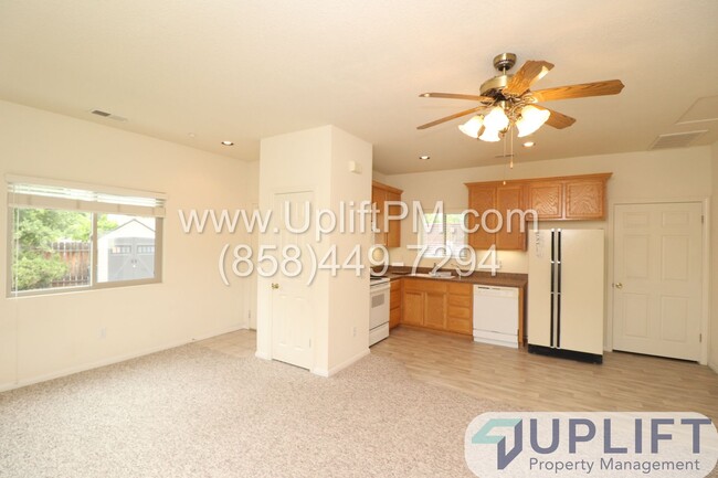 Foto del edificio - 1 bed 1 bath 810 sqft ADU in San Diego Cou...