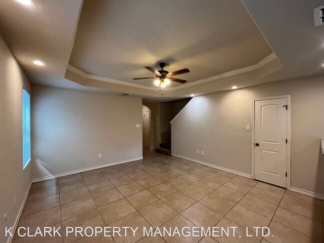 Foto del edificio - 3 br, 2.5 bath House - 6642 MIA WAY #101