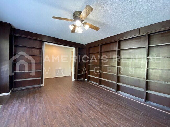 Foto del edificio - DEPOSIT PENDING! Home for Rent in Hoover! ...