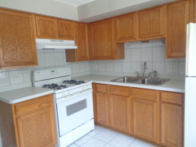 Foto del edificio - 10805 S Lloyd Dr