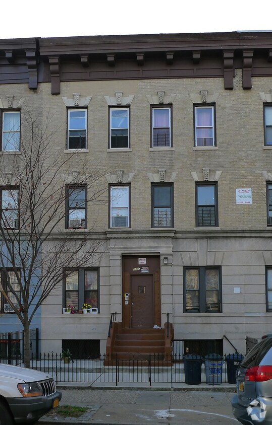 Building Photo - 1300 Sterling Pl