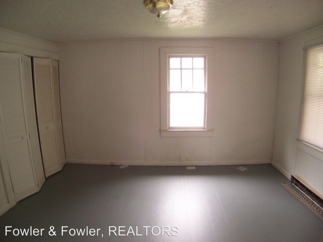 Foto del edificio - 920 E Dayton Ave