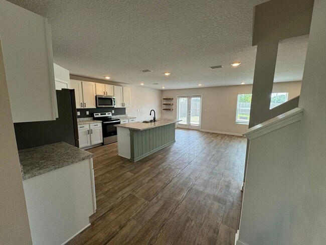 Foto del edificio - Pensacola/Beulah - Bridlewood - 5 bedroom,...