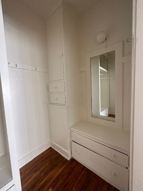 Building Photo - 1825 Ivar Ave