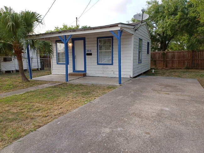 Foto del edificio - 2418 Brannan St