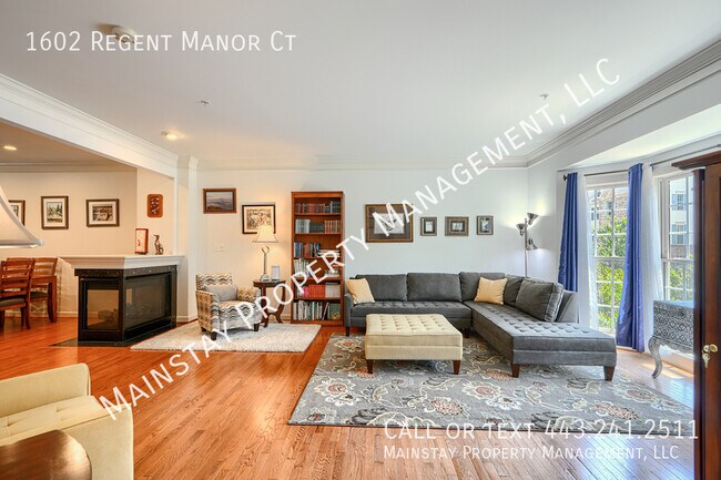Foto del edificio - 1602 Regent Manor Ct