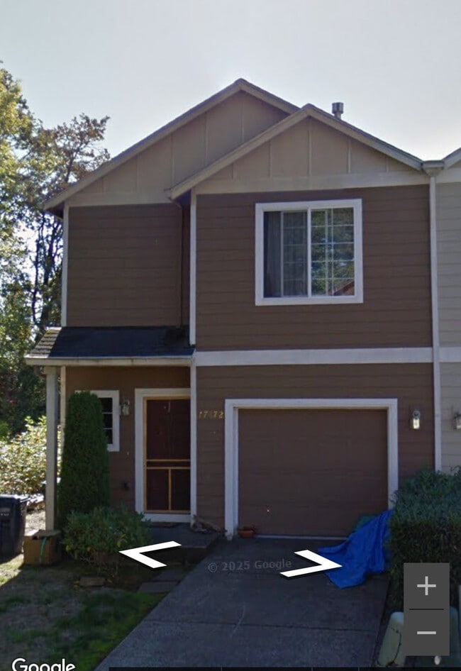 Building Photo - 17872 SW Niks Dr