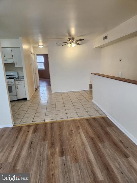 Foto principal - 4320 Howell St