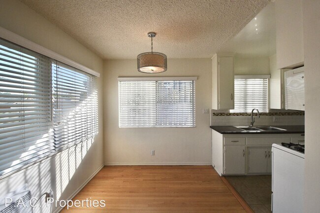 Building Photo - 1 br, 1 bath Apartment - 5915 Fair Avenue ...