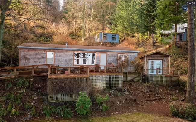 Building Photo - 2955 Dogwood Terrace