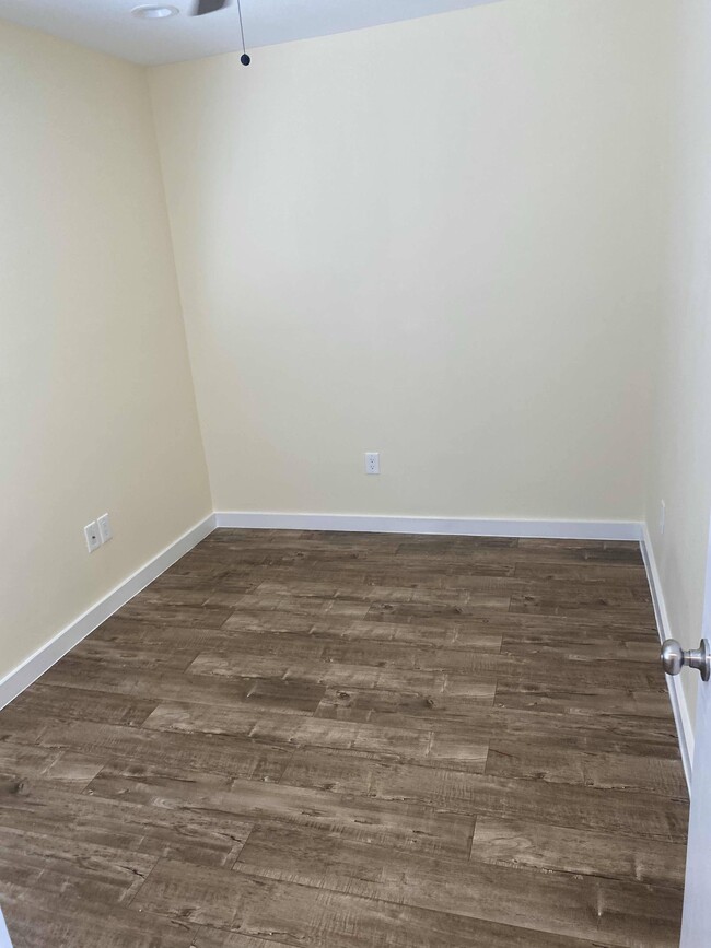 Foto del edificio - 1635 E Imperial Hwy
