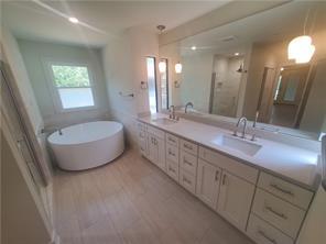 Foto del edificio - 9217 Knoll Crest Loop