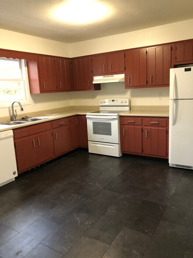 152 E Cherry Ln, State College, PA 16803 Townhome Rentals in State