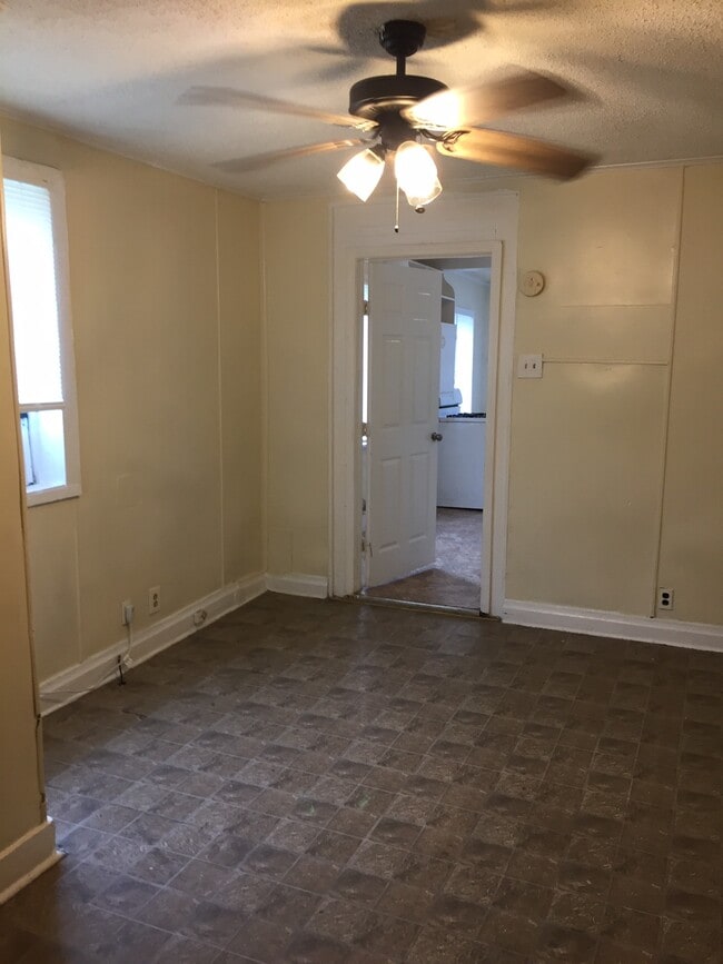 Bedroom 2 - 1504 Louisa St