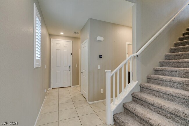 Building Photo - 9726 Cluny Ave