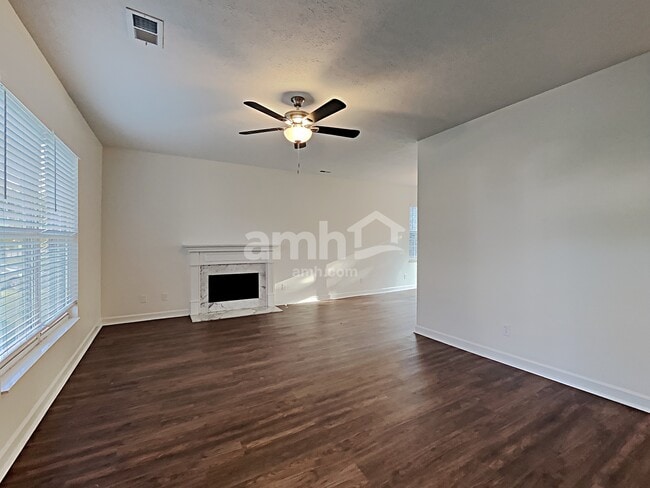 Building Photo - 1957 Portway Rd