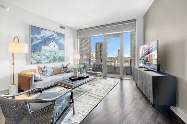 Foto del edificio - Elevated Galleria Living | 4 Weeks Free + $500 Off!