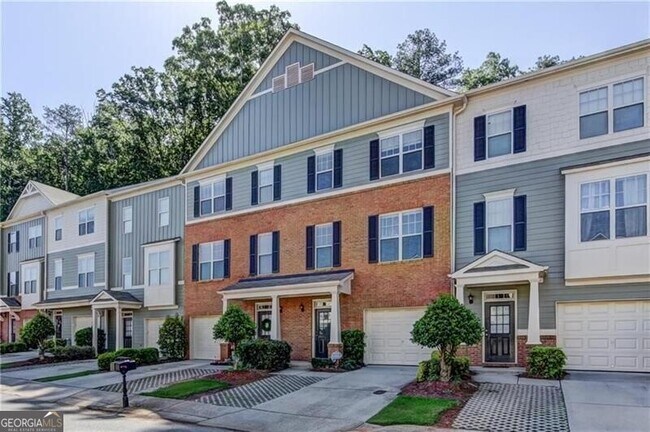 Building Photo - 1754 Oak Brook Ln NW