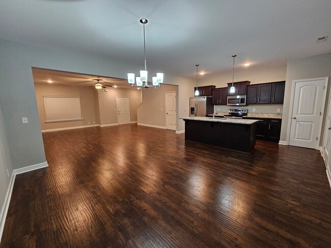 Building Photo - 312 Rowlette Cir