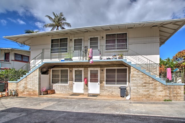 Building Photo - 909 Lukepane Ave