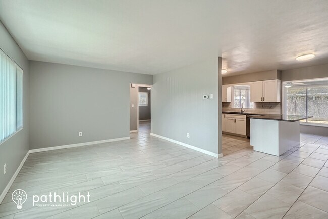 Building Photo - 890 7Th Avenue Ne, Largo, FL, 33770