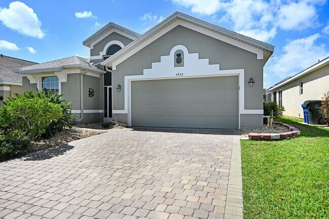 Foto del edificio - 4932 Worthington Cir