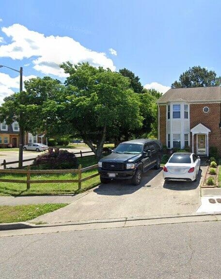 Foto principal - 601 Sedgefield Ct