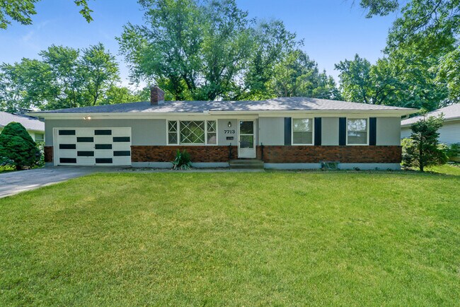 Foto del edificio - 3 Bedroom, 2 Bath Ranch in Raytown, MO!