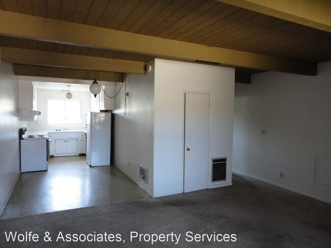 Building Photo - 297 Mathilda Dr