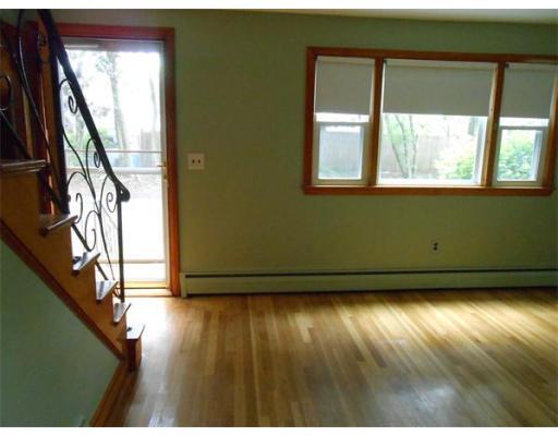 Primary Photo - 92 Glenway Ave