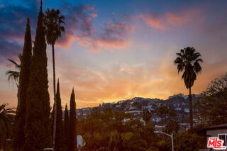 Foto del edificio - 950 Havenhurst Dr