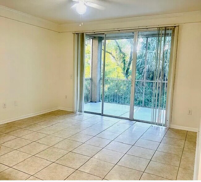 Foto del edificio - 17112 Carrington Park Dr