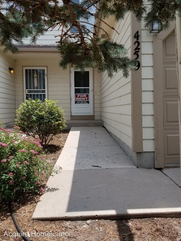 Primary Photo - 2 br, 2.5 bath House - 4259 Hunting Meadows