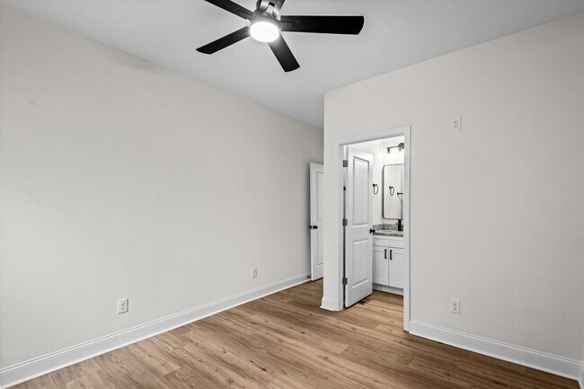 Foto del edificio - 1318 House St