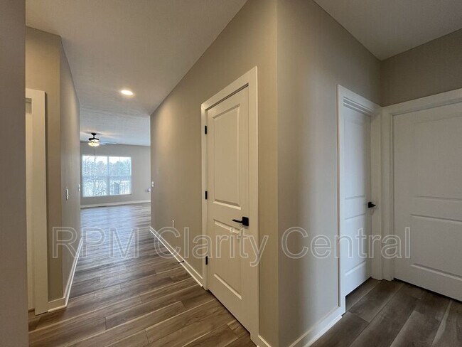 Foto del edificio - 133 Oldham Ln