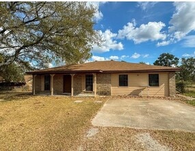 Building Photo - 18 Sutterfield Ln