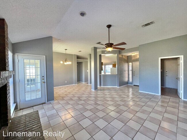 Foto del edificio - 3 br, 2 bath House - 2006 Sundown Drive