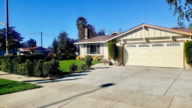 Front of home - 499 Calero Ave